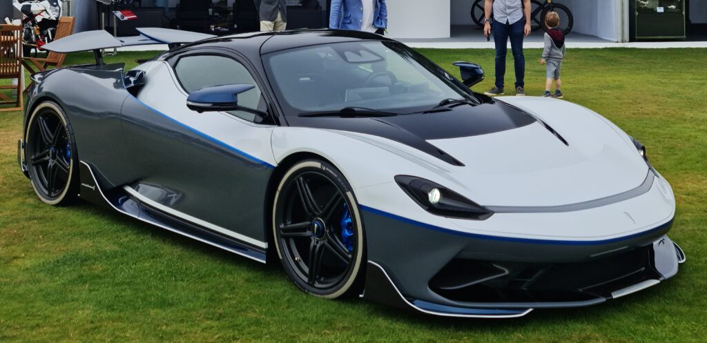 Pininfarina Battista - Supercar electrique